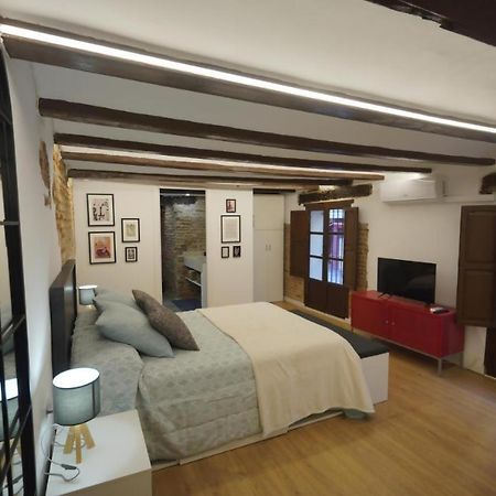 Apartamentos 1240 Valenza Esterno foto